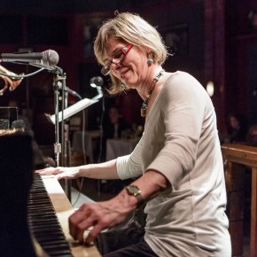 Ann Reynolds & CocoLoco by Jim Levitt 2012