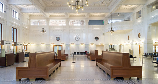 King Street Station © 2013 Trevor Dykstra (flickr - architecturegeek)
