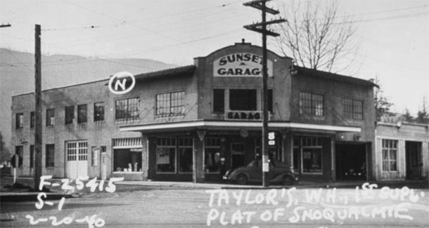 Sunset Garage ca. 1940, North Bend, WA