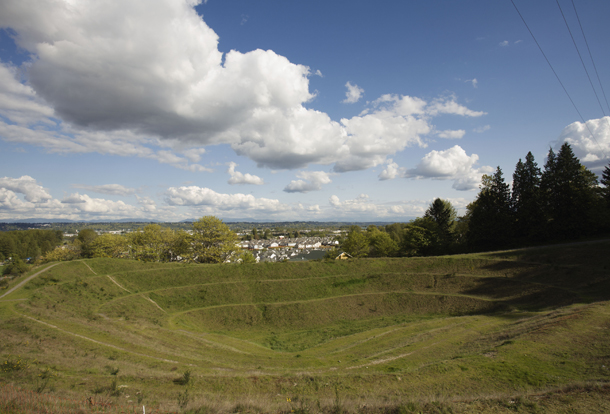 Robert Morris Earthwork, Johnson Pit #30, 1979. Photo © Spike Mafford 2009.
