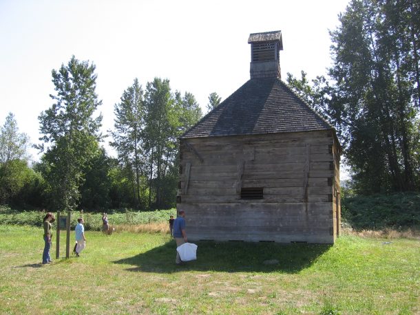 Fall City Hop Shed, Washington, 2007, photo by 4Culture staff.